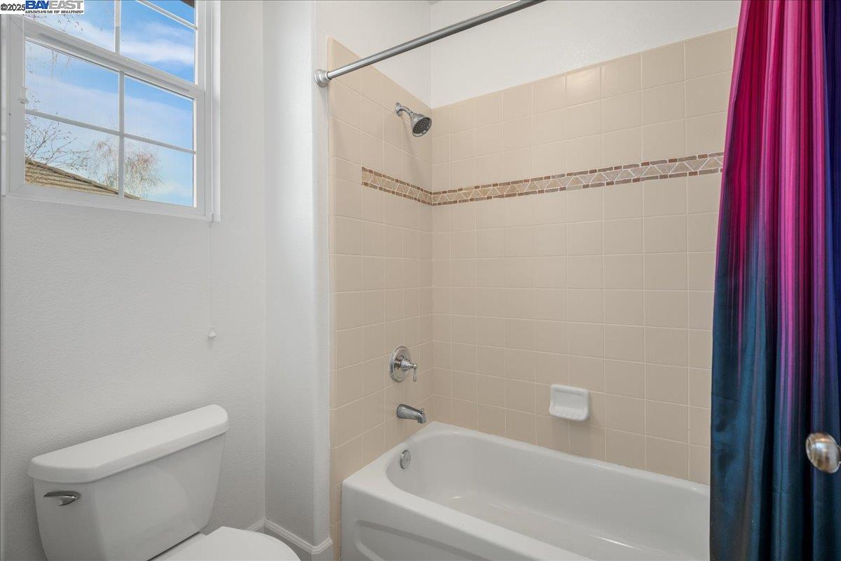 Detail Gallery Image 44 of 52 For 2396 Keats Ln, San Ramon,  CA 94582 - 5 Beds | 4/1 Baths