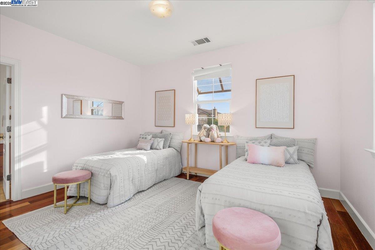 Detail Gallery Image 45 of 52 For 2396 Keats Ln, San Ramon,  CA 94582 - 5 Beds | 4/1 Baths