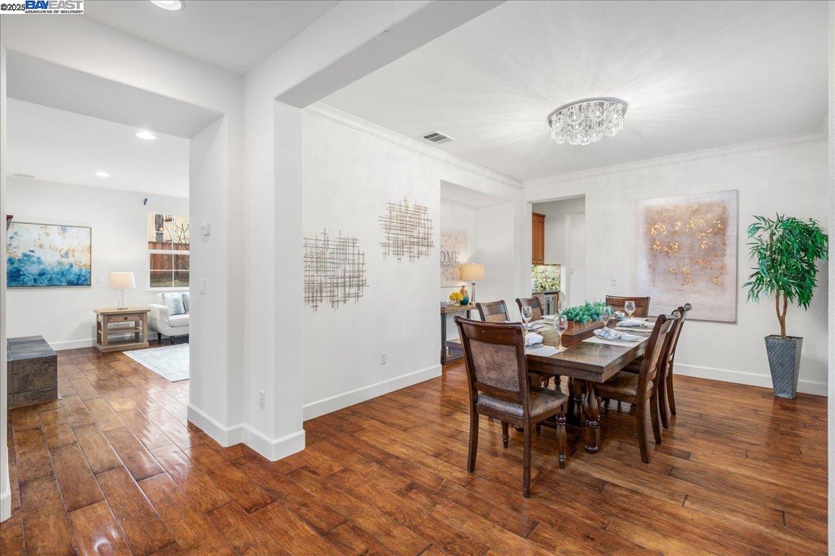 Detail Gallery Image 5 of 52 For 2396 Keats Ln, San Ramon,  CA 94582 - 5 Beds | 4/1 Baths