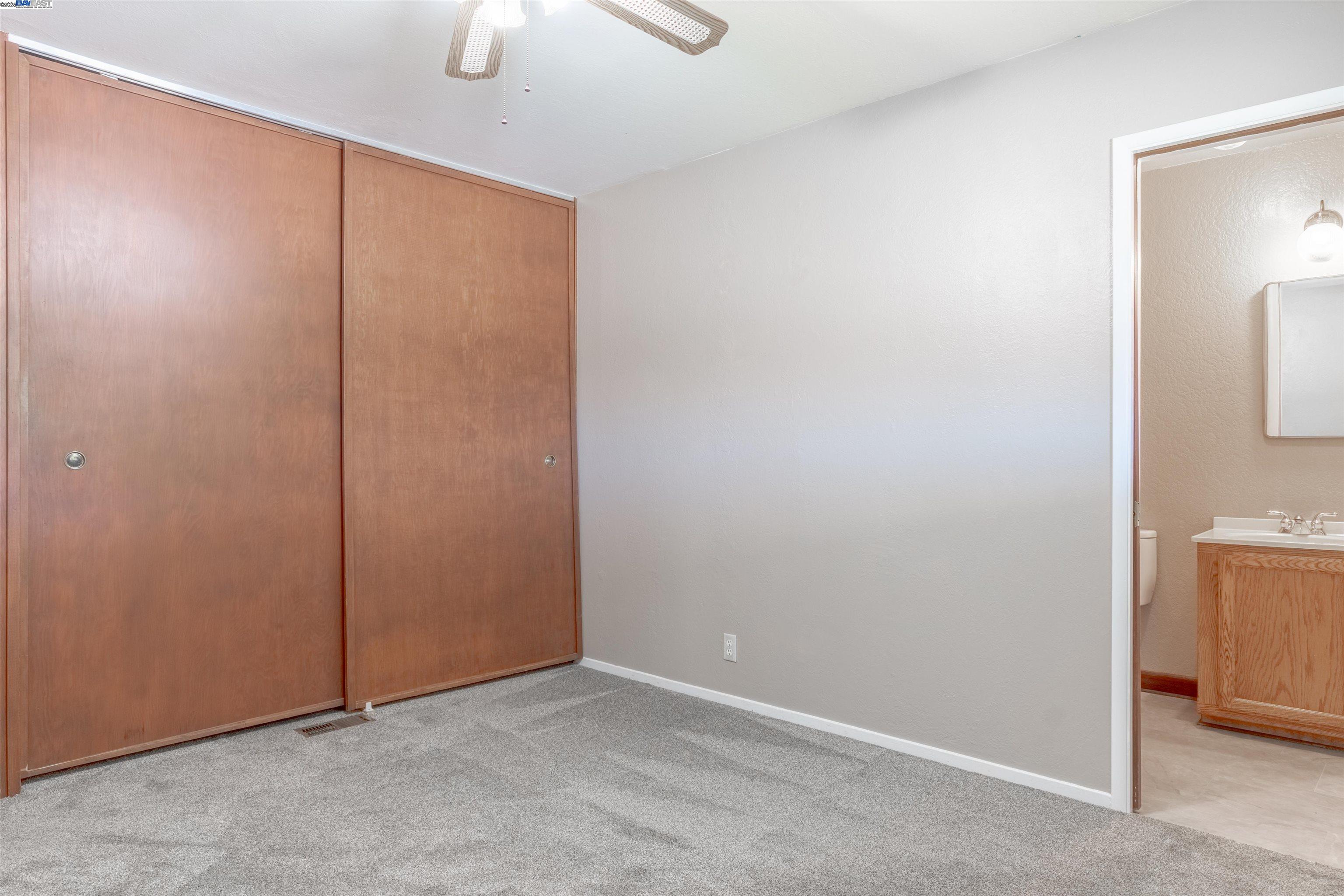 Detail Gallery Image 13 of 26 For 14510 Locust St, San Leandro,  CA 94579 - 3 Beds | 2 Baths