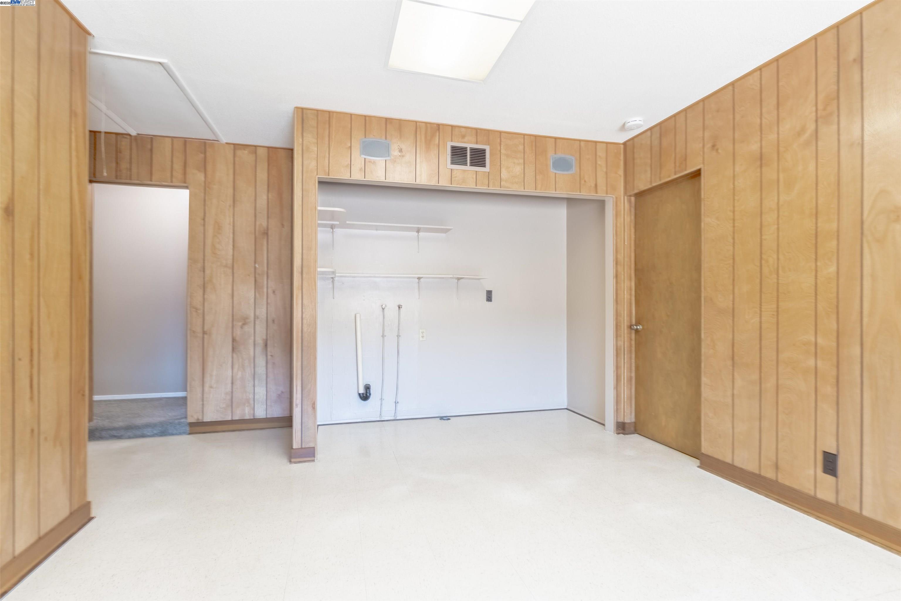 Detail Gallery Image 20 of 26 For 14510 Locust St, San Leandro,  CA 94579 - 3 Beds | 2 Baths