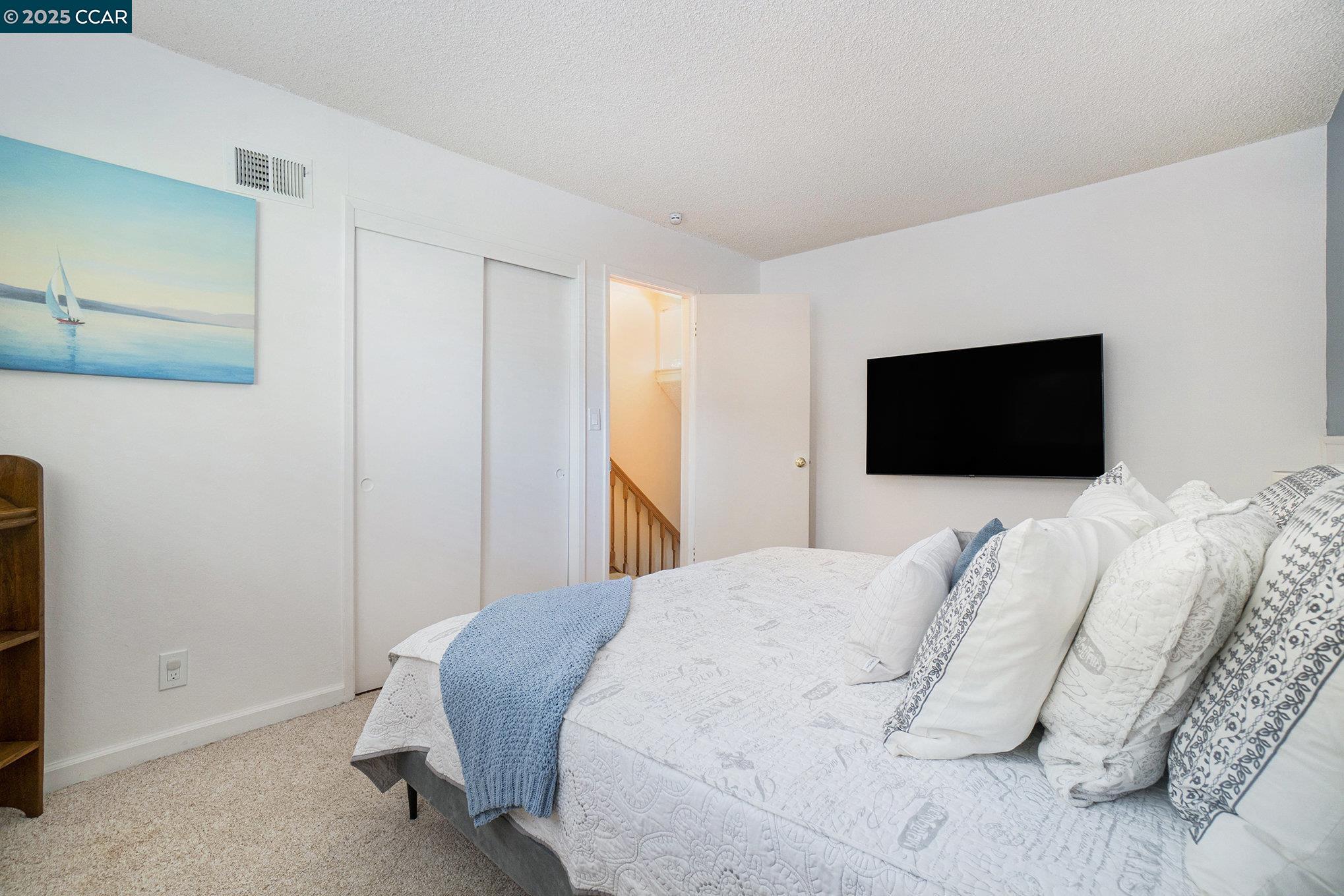 Detail Gallery Image 14 of 29 For 714 Blue Ridge Dr, Martinez,  CA 94553 - 4 Beds | 2 Baths