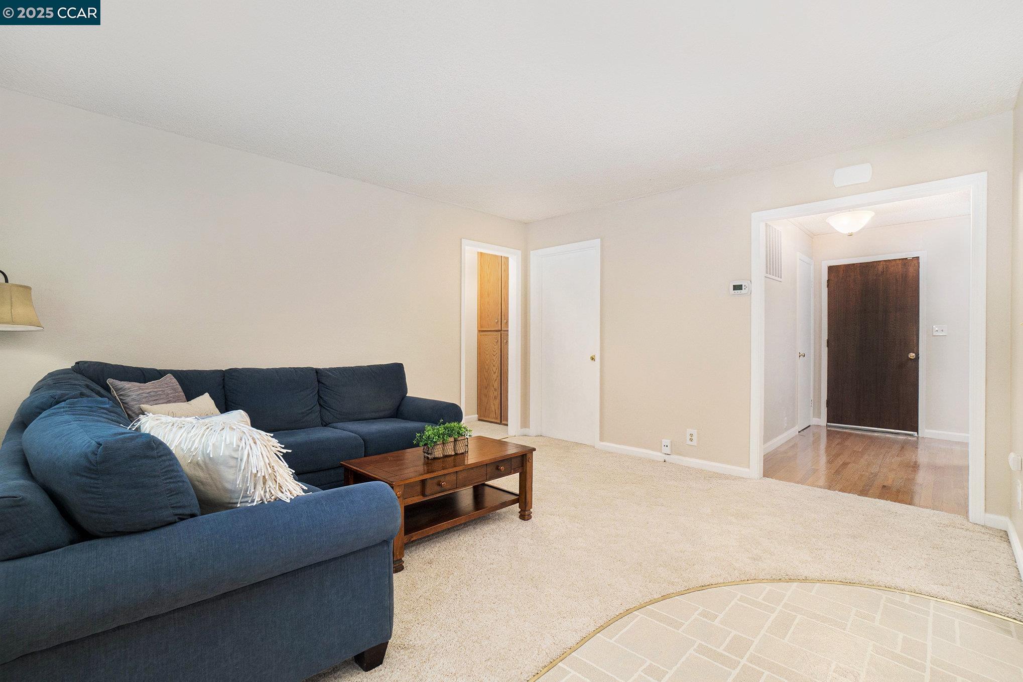 Detail Gallery Image 10 of 29 For 714 Blue Ridge Dr, Martinez,  CA 94553 - 4 Beds | 2 Baths