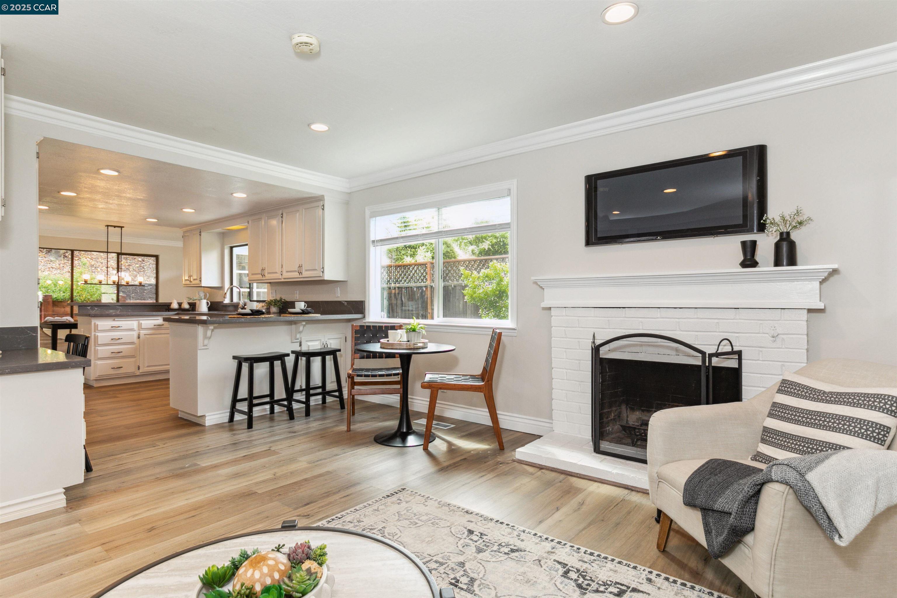 Detail Gallery Image 11 of 33 For 2834 Trotter Way, Walnut Creek,  CA 94596 - 3 Beds | 2 Baths