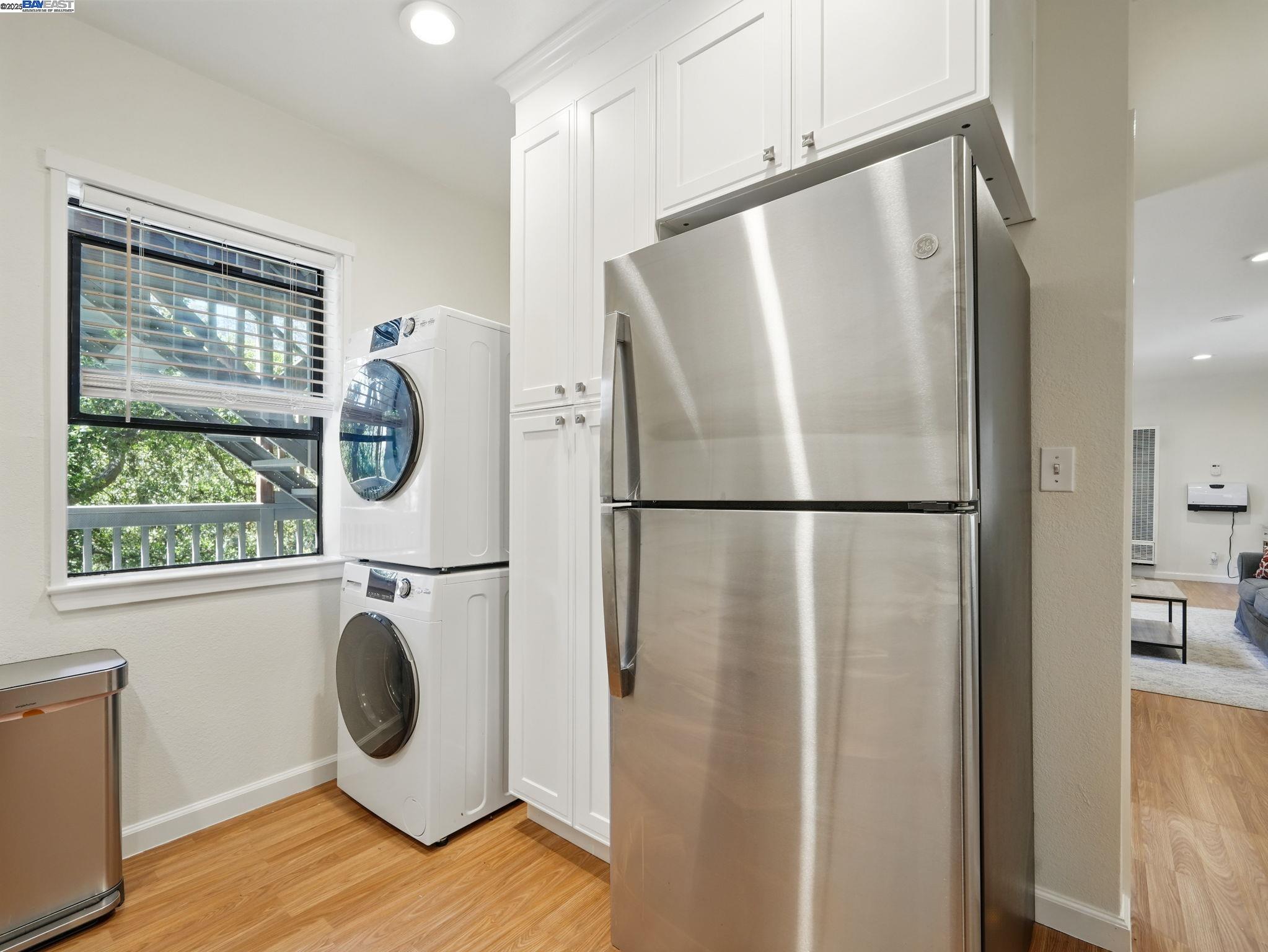 Detail Gallery Image 45 of 52 For 2323 Mastlands Dr, Oakland,  CA 94611 - 5 Beds | 4/1 Baths
