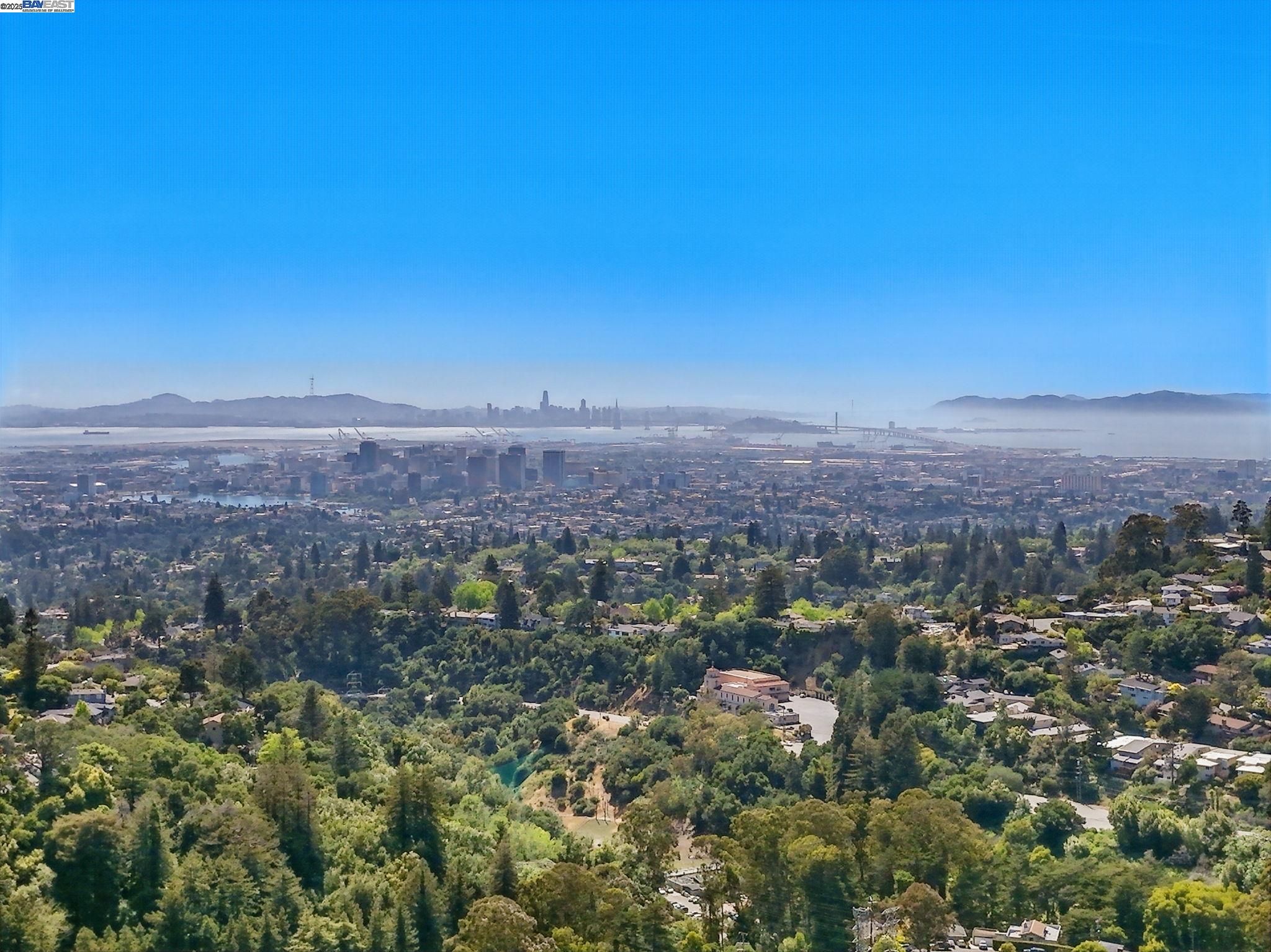 Detail Gallery Image 52 of 52 For 2323 Mastlands Dr, Oakland,  CA 94611 - 5 Beds | 4/1 Baths