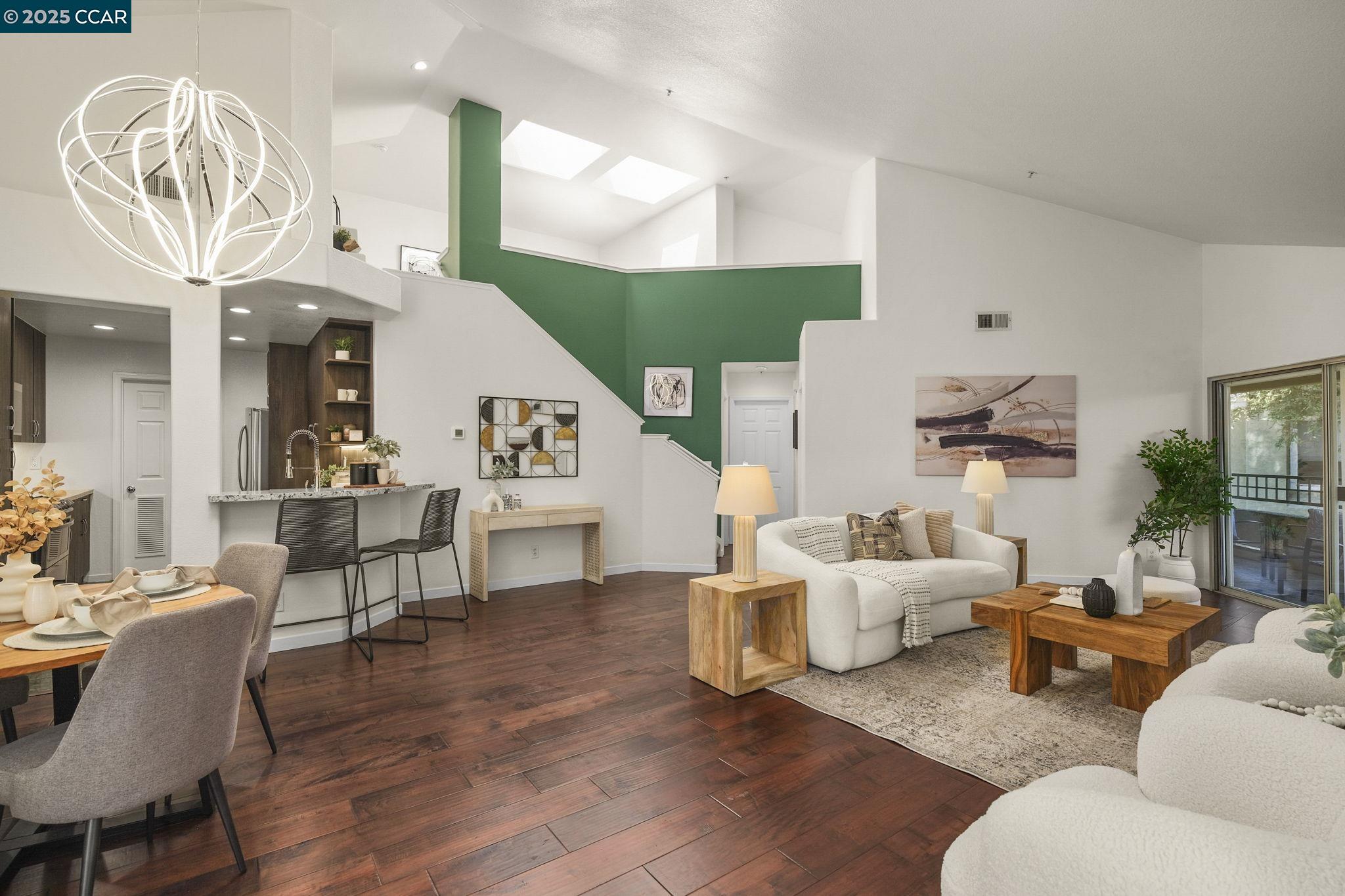 Detail Gallery Image 1 of 29 For 163 San Pedro Cir, San Jose,  CA 95110 - 2 Beds | 2 Baths