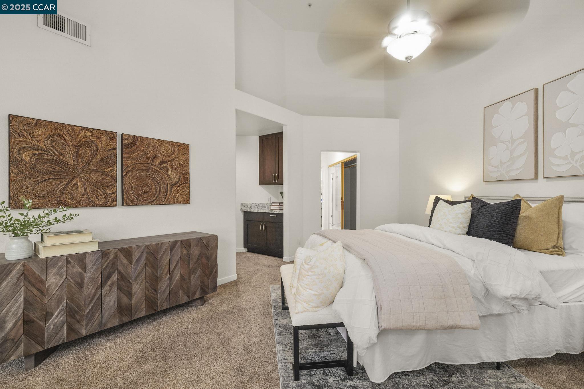 Detail Gallery Image 19 of 29 For 163 San Pedro Cir, San Jose,  CA 95110 - 2 Beds | 2 Baths