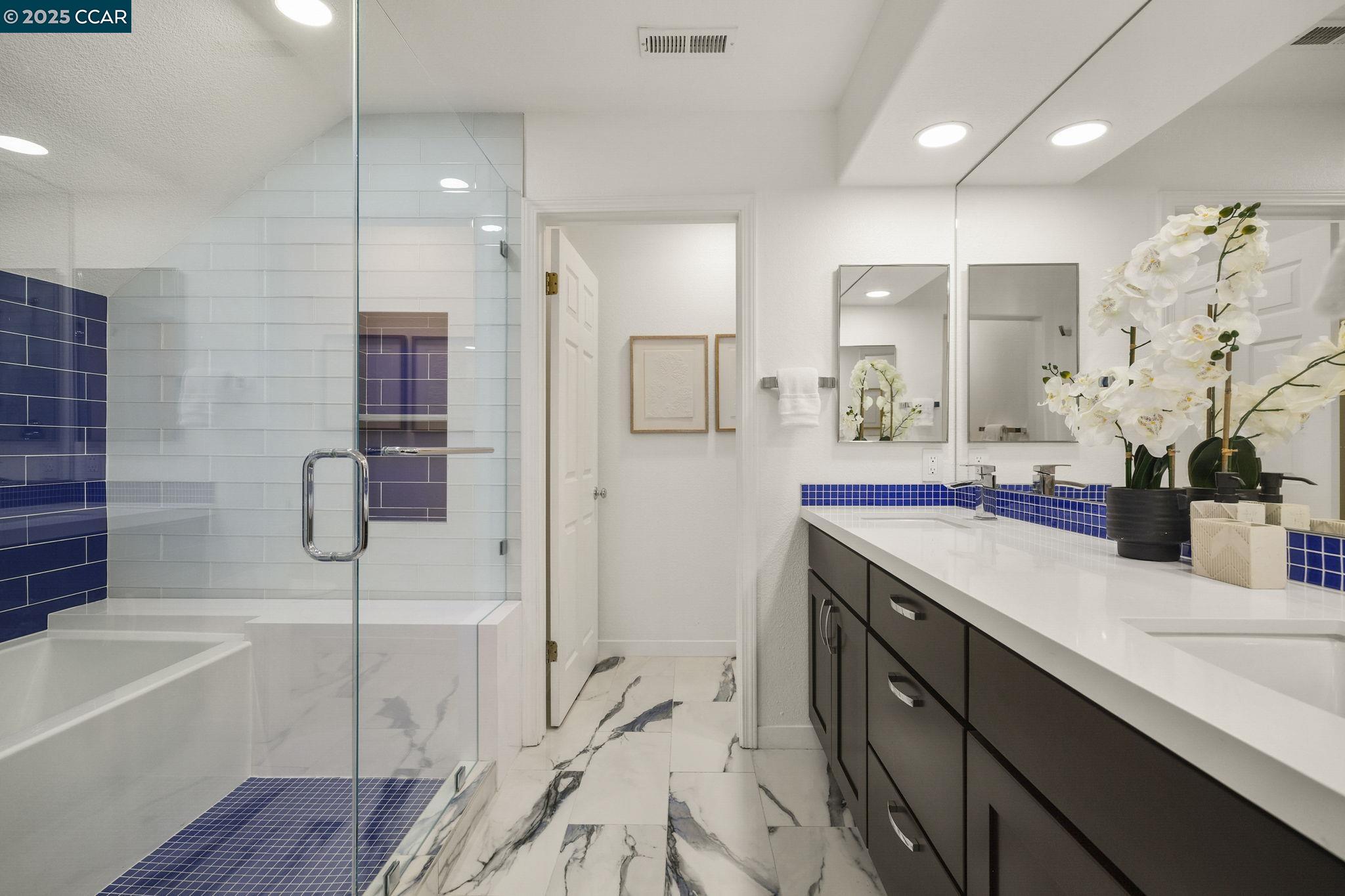 Detail Gallery Image 21 of 29 For 163 San Pedro Cir, San Jose,  CA 95110 - 2 Beds | 2 Baths