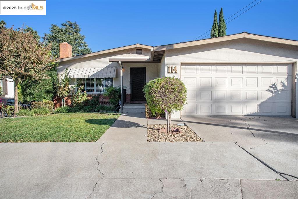 Detail Gallery Image 1 of 19 For 114 W 8th St, Antioch,  CA 94509 - 3 Beds | 1 Baths