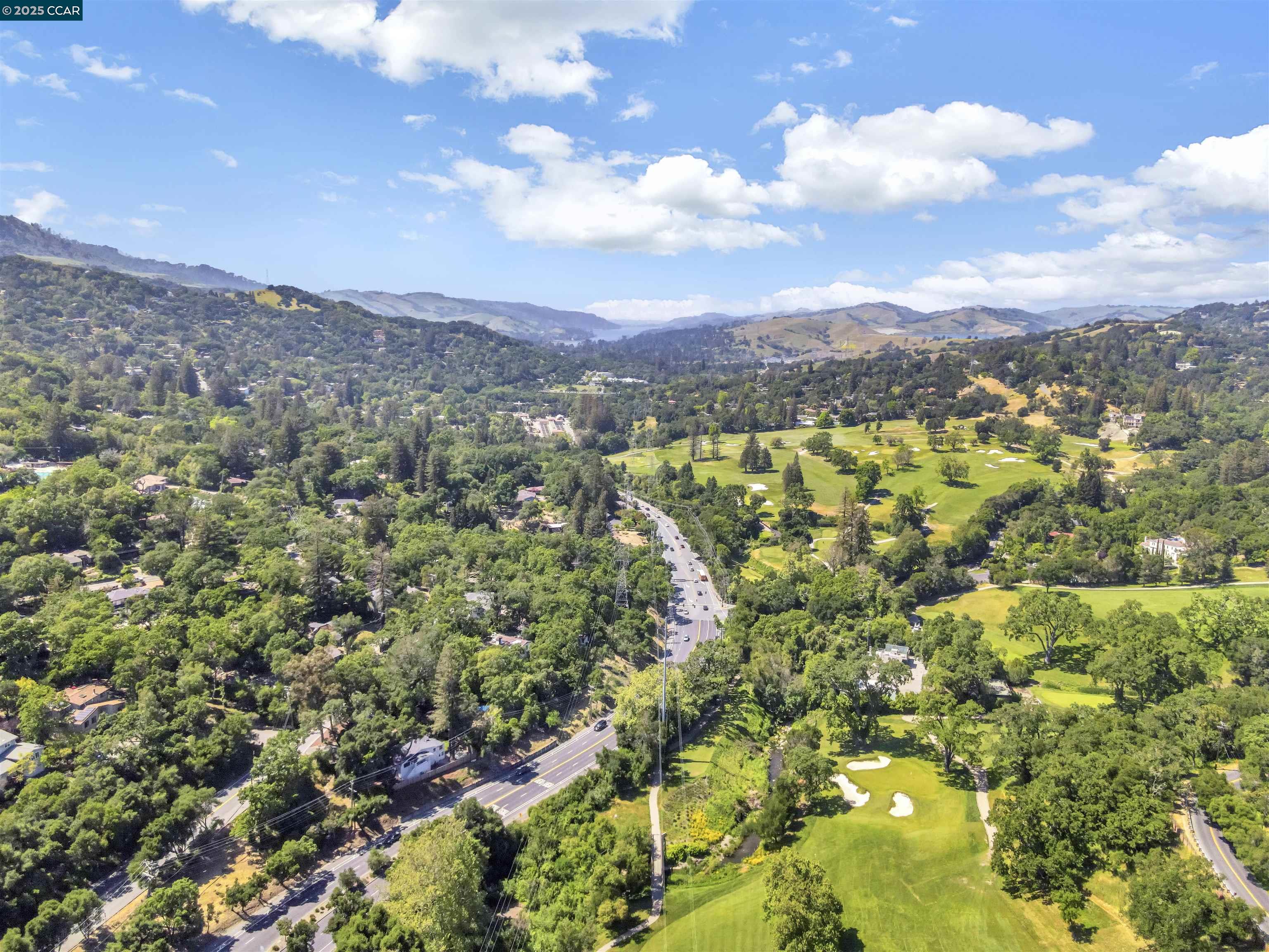 Detail Gallery Image 37 of 37 For 18 Van Tassel Ln, Orinda,  CA 94563 - 3 Beds | 2/1 Baths