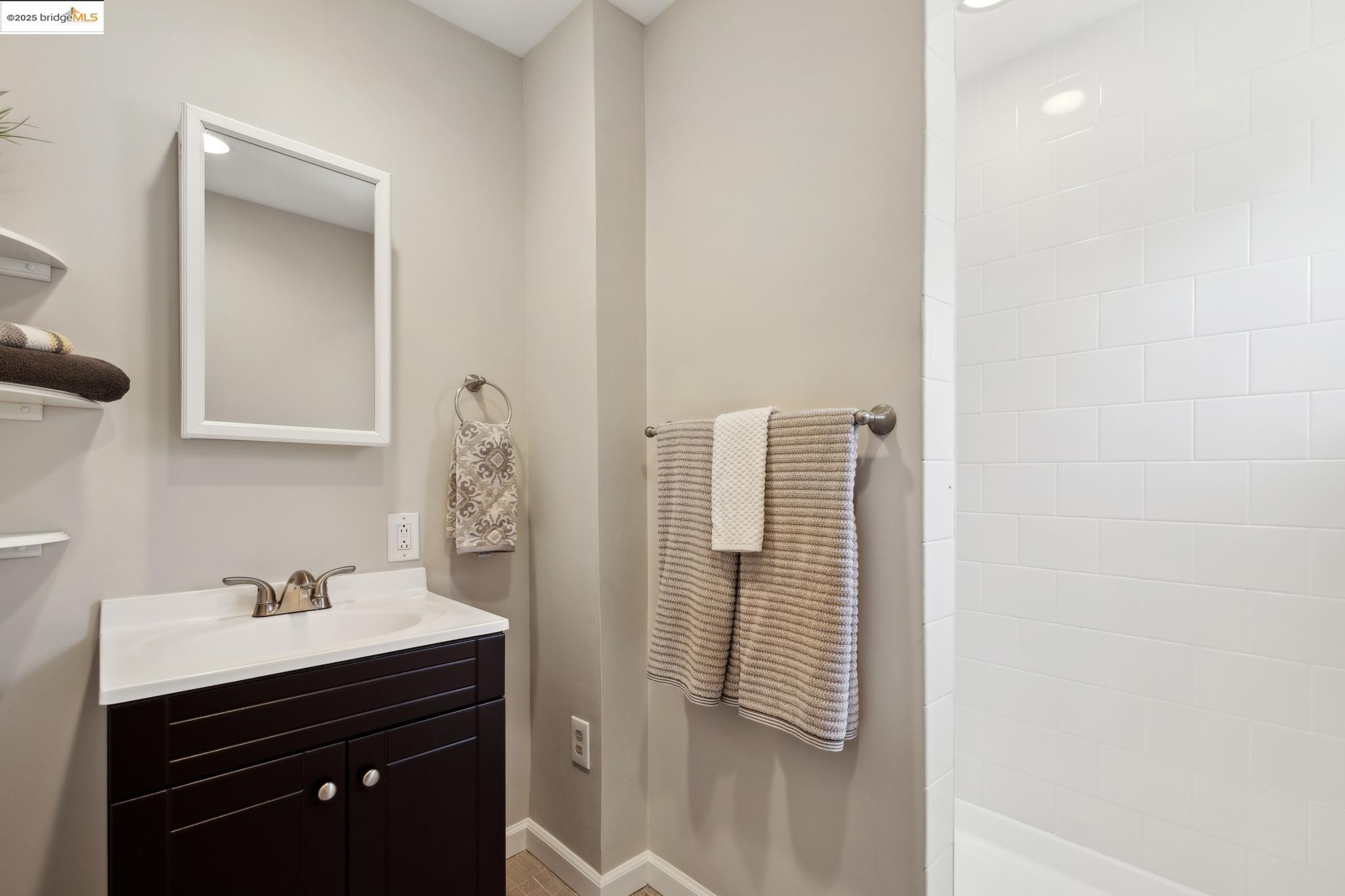 Detail Gallery Image 27 of 39 For 126 Begier Ave., San Leandro,  CA 94577 - 2 Beds | 2 Baths