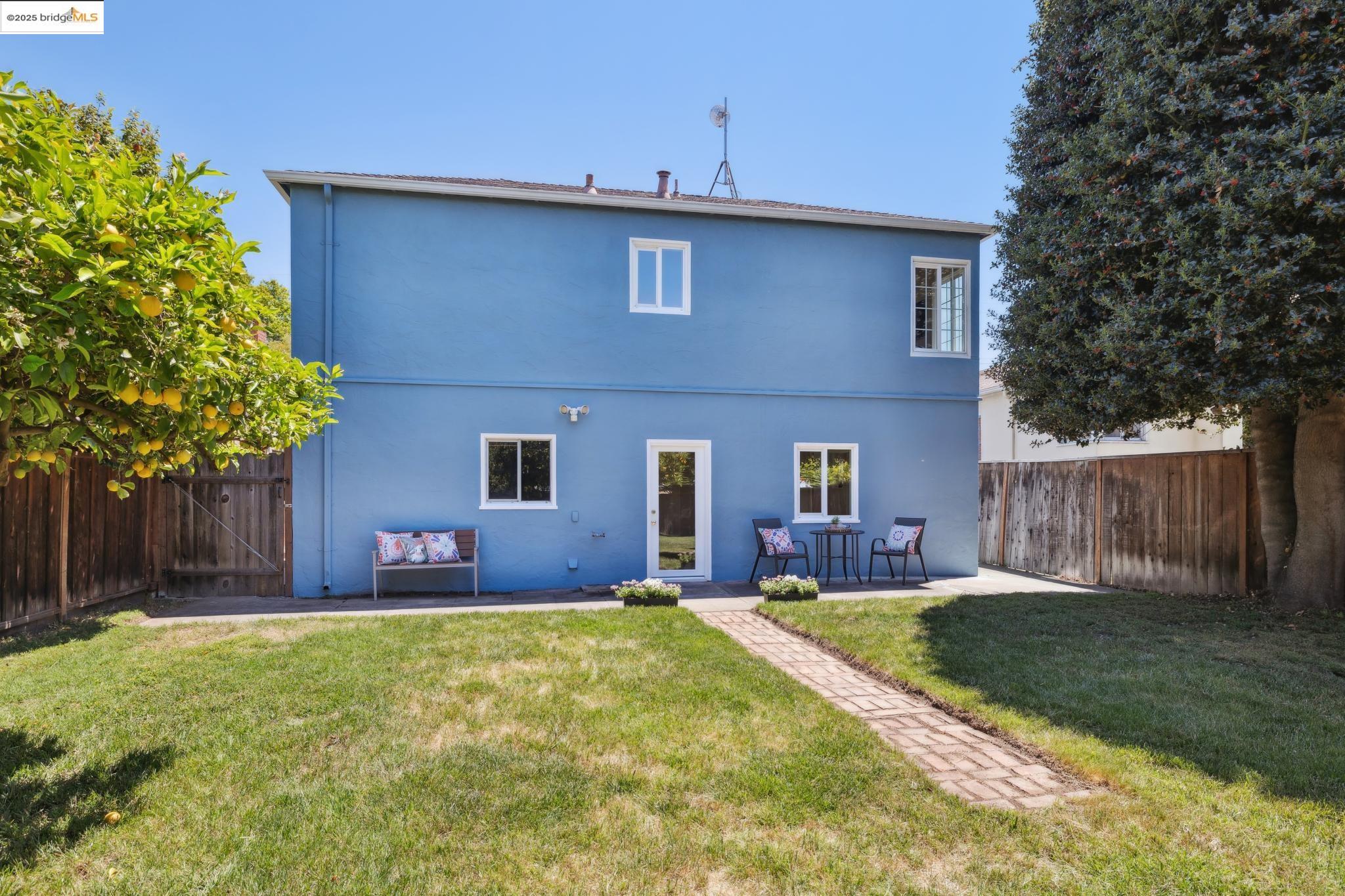 Detail Gallery Image 36 of 39 For 126 Begier Ave., San Leandro,  CA 94577 - 2 Beds | 2 Baths