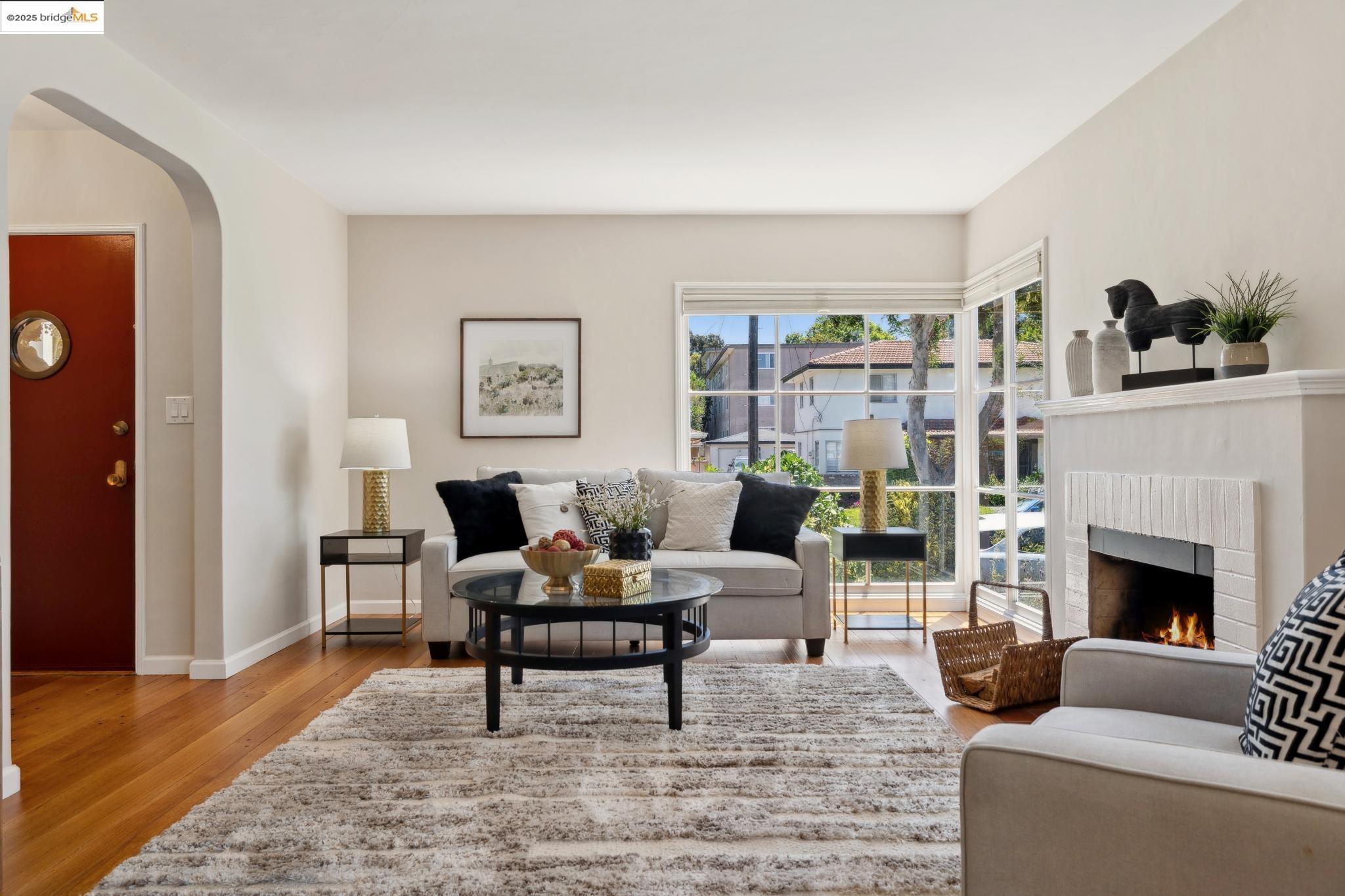 Detail Gallery Image 8 of 39 For 126 Begier Ave., San Leandro,  CA 94577 - 2 Beds | 2 Baths
