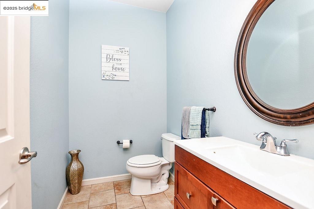 Detail Gallery Image 15 of 19 For 1619 Centennial Dr, Fairfield,  CA 94533 - 3 Beds | 2/1 Baths