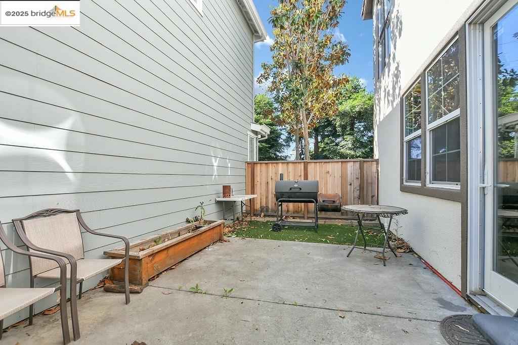 Detail Gallery Image 17 of 19 For 1619 Centennial Dr, Fairfield,  CA 94533 - 3 Beds | 2/1 Baths