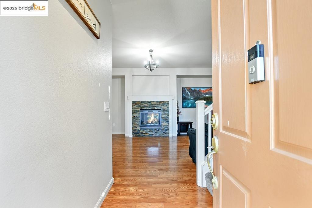 Detail Gallery Image 6 of 19 For 1619 Centennial Dr, Fairfield,  CA 94533 - 3 Beds | 2/1 Baths