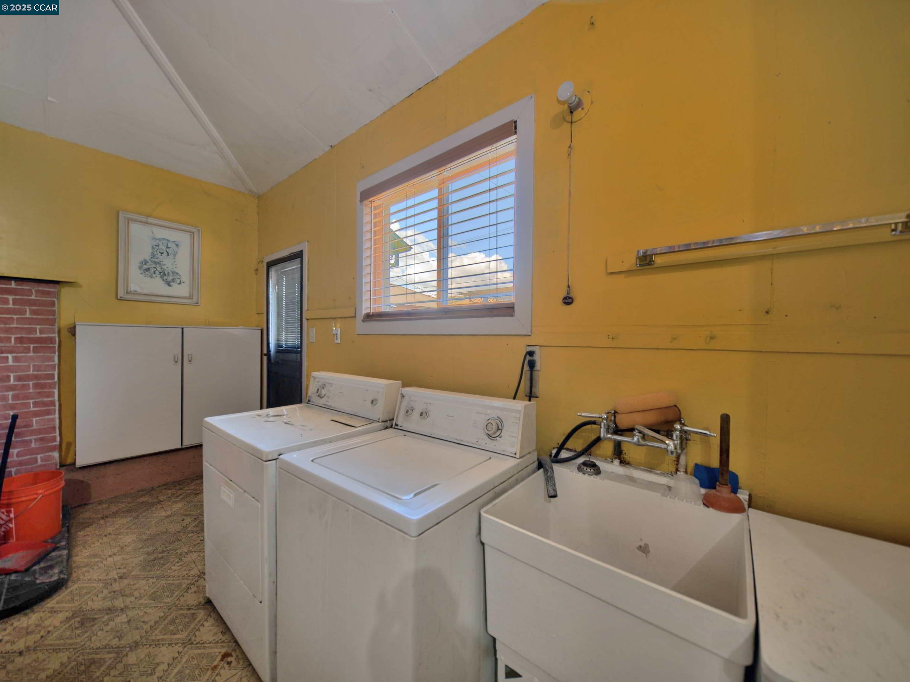 Detail Gallery Image 12 of 60 For 848 Linda Vista Street, San Jose,  CA 95127-1123 - 3 Beds | 2 Baths