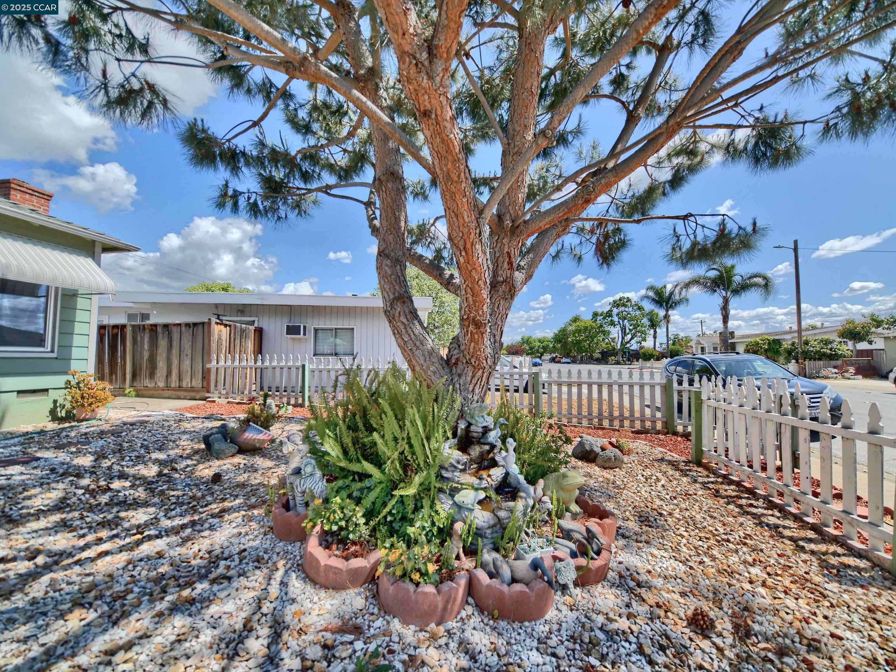 Detail Gallery Image 3 of 60 For 848 Linda Vista Street, San Jose,  CA 95127-1123 - 3 Beds | 2 Baths