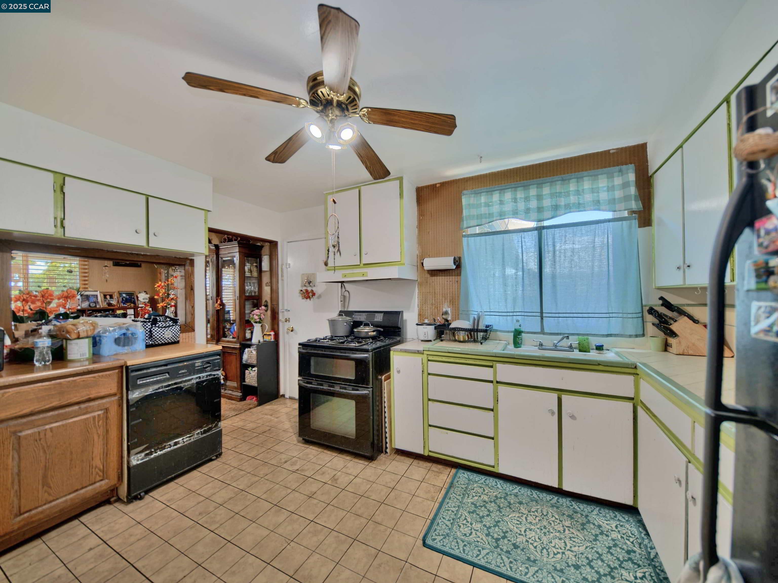 Detail Gallery Image 10 of 60 For 848 Linda Vista Street, San Jose,  CA 95127-1123 - 3 Beds | 2 Baths