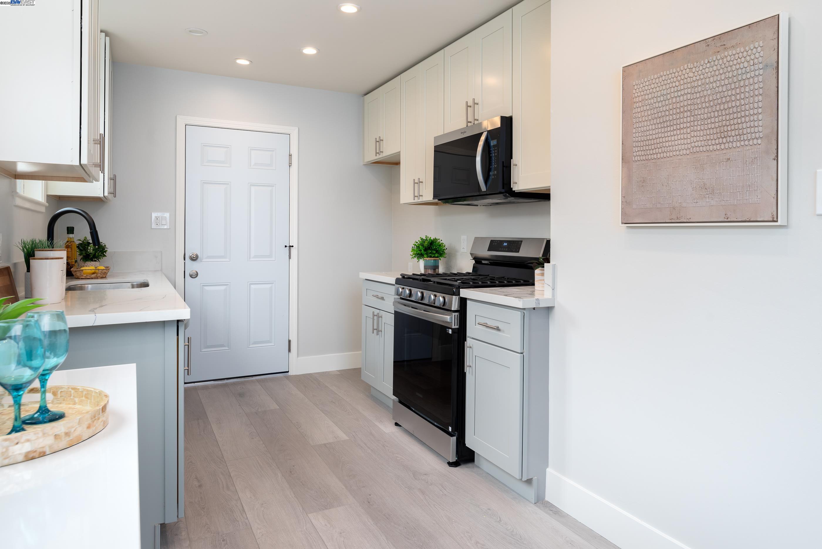 Detail Gallery Image 17 of 35 For 1207 Baylor Ave, San Leandro,  CA 94579 - 3 Beds | 1 Baths