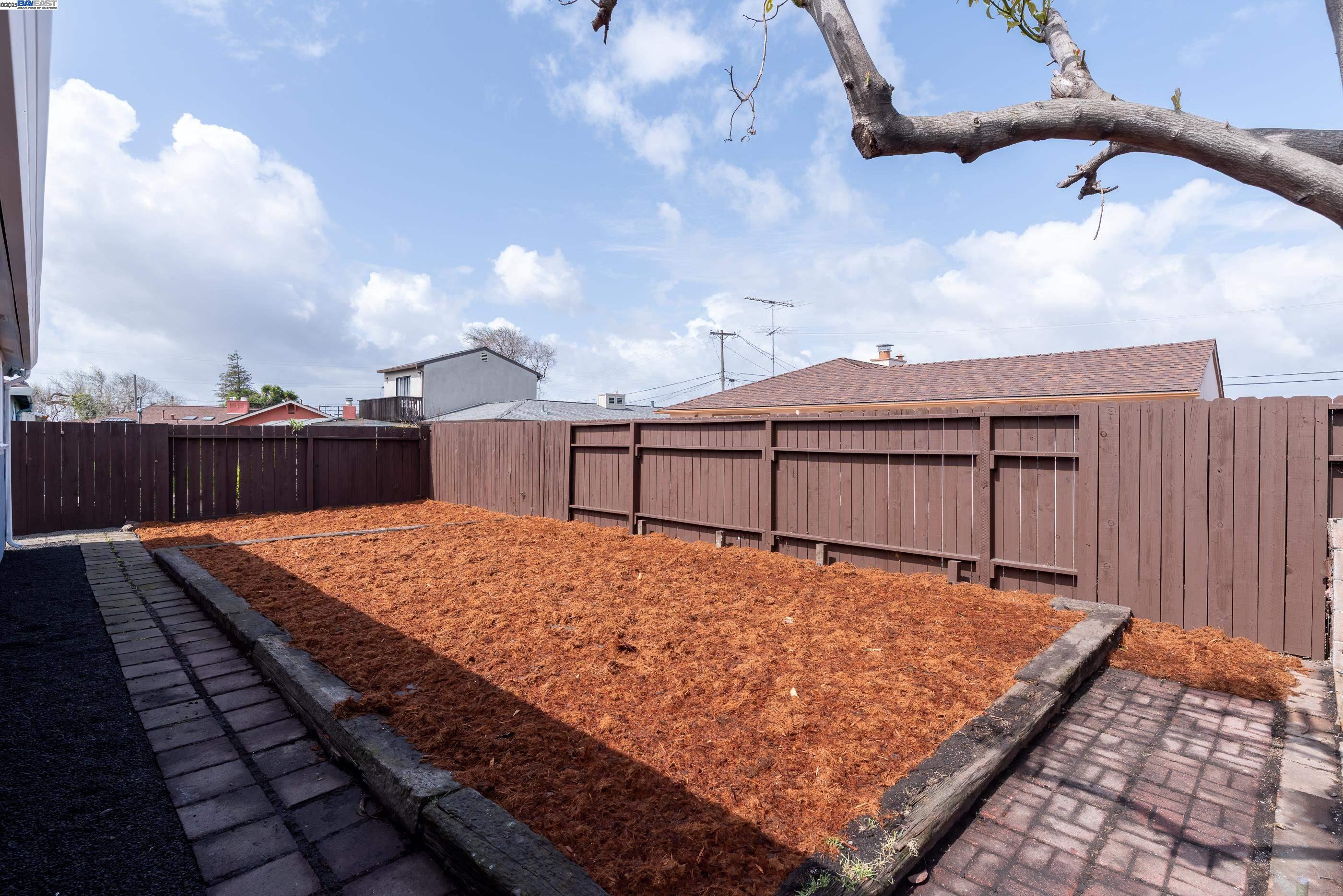 Detail Gallery Image 33 of 35 For 1207 Baylor Ave, San Leandro,  CA 94579 - 3 Beds | 1 Baths