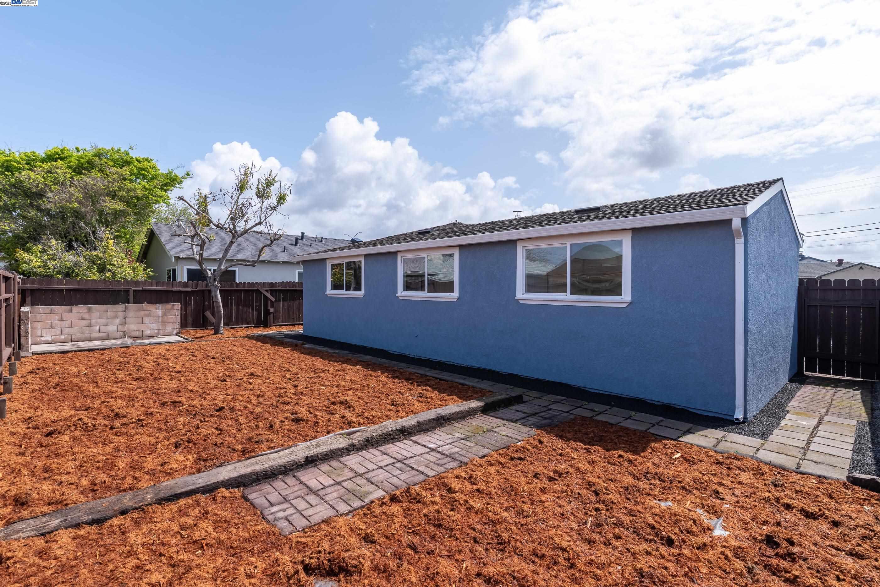 Detail Gallery Image 35 of 35 For 1207 Baylor Ave, San Leandro,  CA 94579 - 3 Beds | 1 Baths