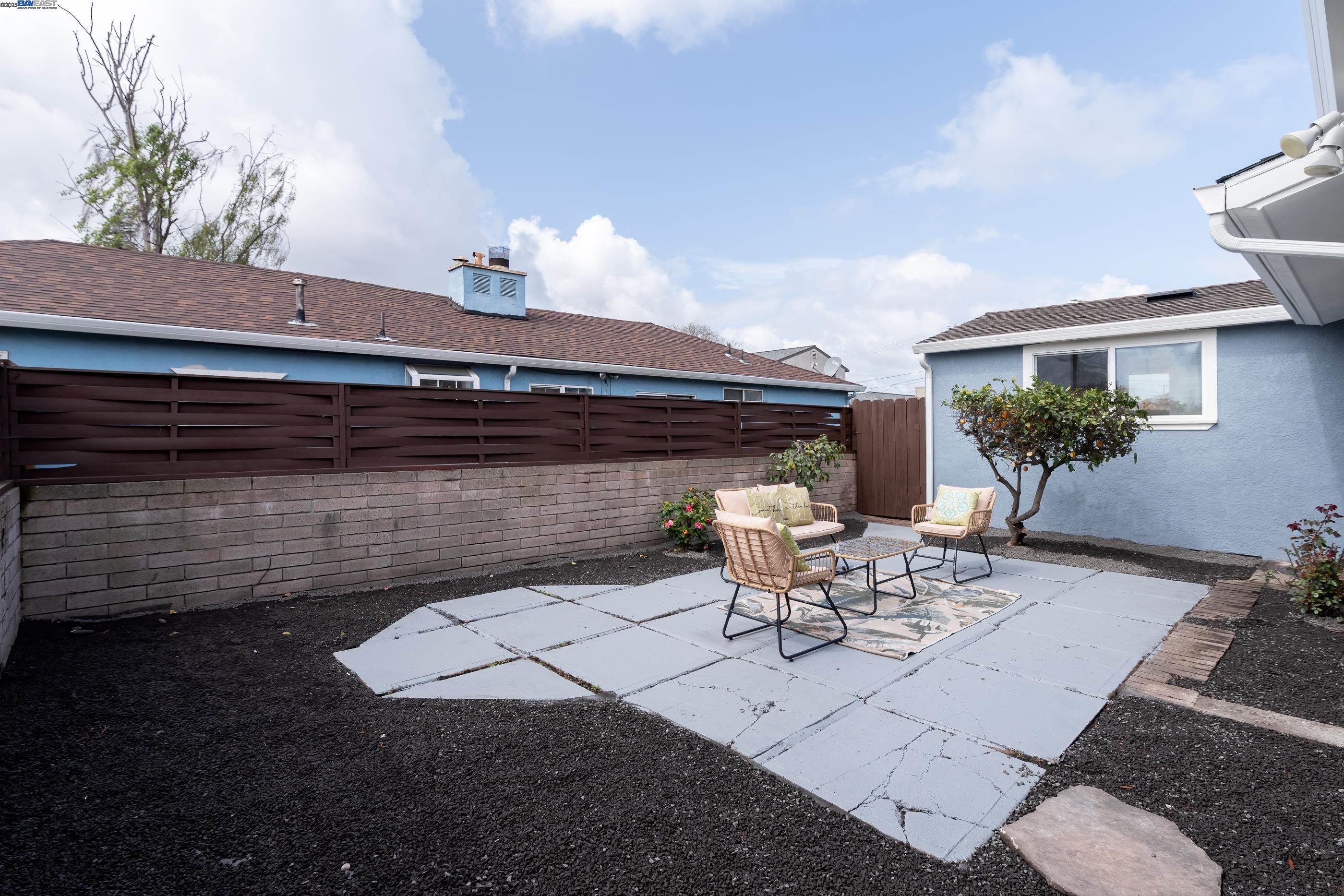 Detail Gallery Image 6 of 35 For 1207 Baylor Ave, San Leandro,  CA 94579 - 3 Beds | 1 Baths