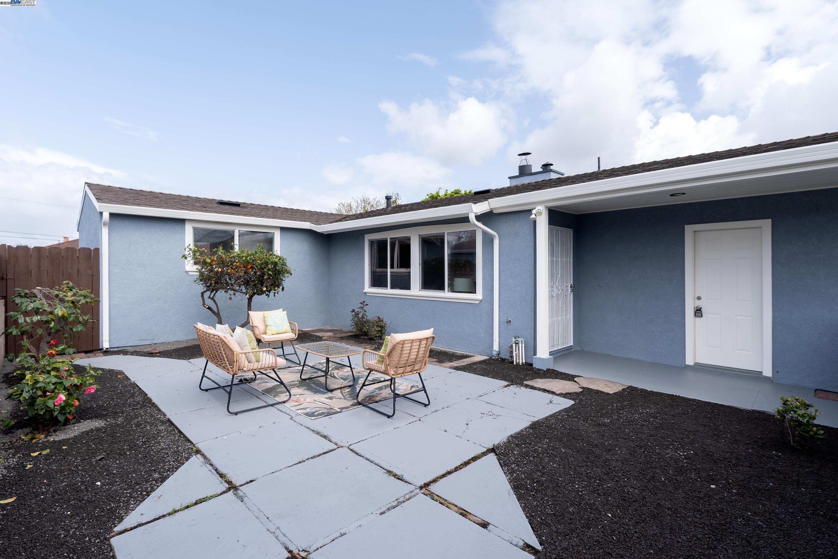 Detail Gallery Image 7 of 35 For 1207 Baylor Ave, San Leandro,  CA 94579 - 3 Beds | 1 Baths
