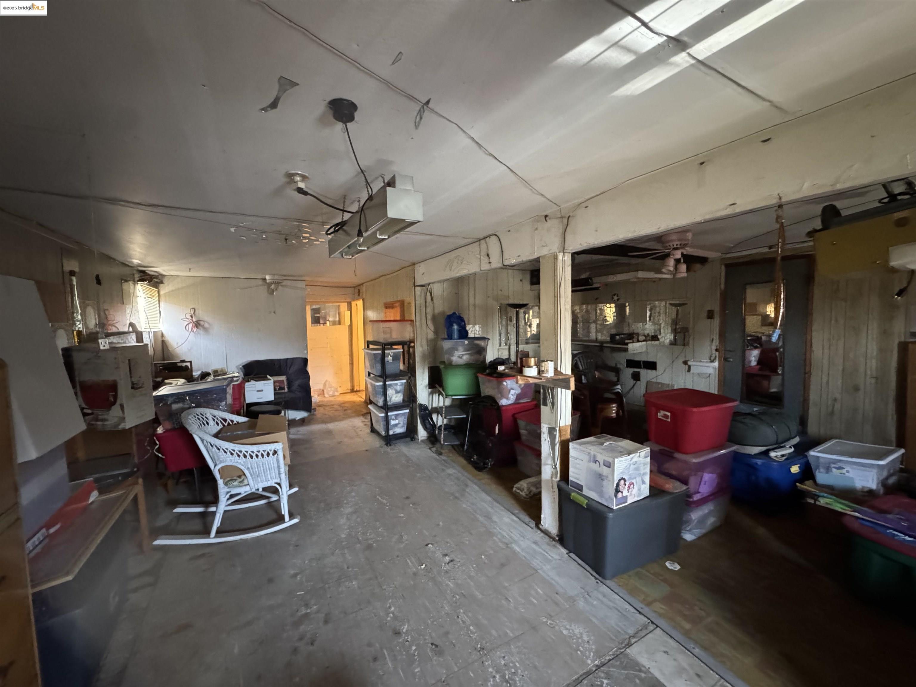 Detail Gallery Image 20 of 26 For 8426 Aster Ave, Oakland,  CA 94605 - 3 Beds | 2 Baths