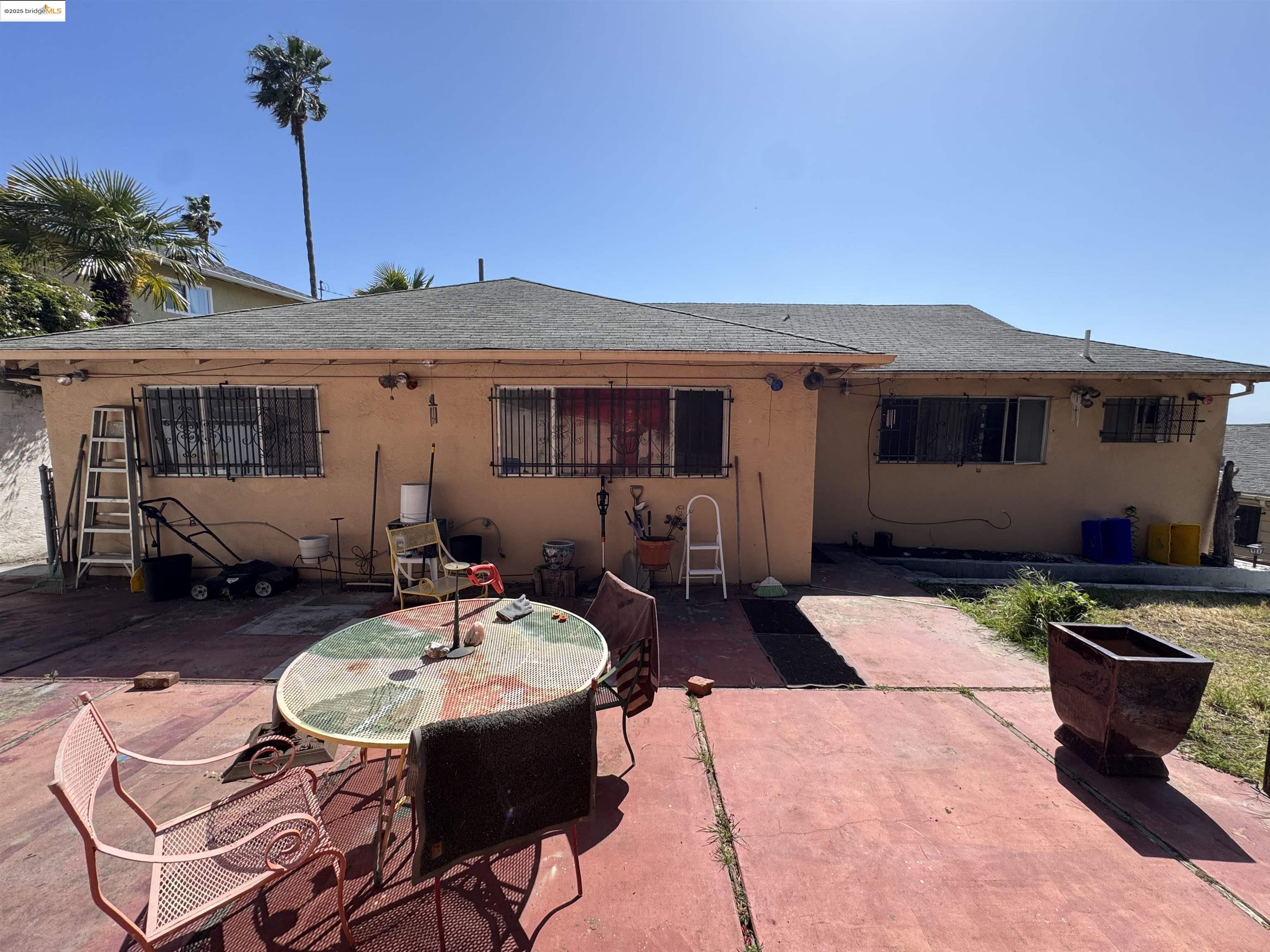Detail Gallery Image 26 of 26 For 8426 Aster Ave, Oakland,  CA 94605 - 3 Beds | 2 Baths