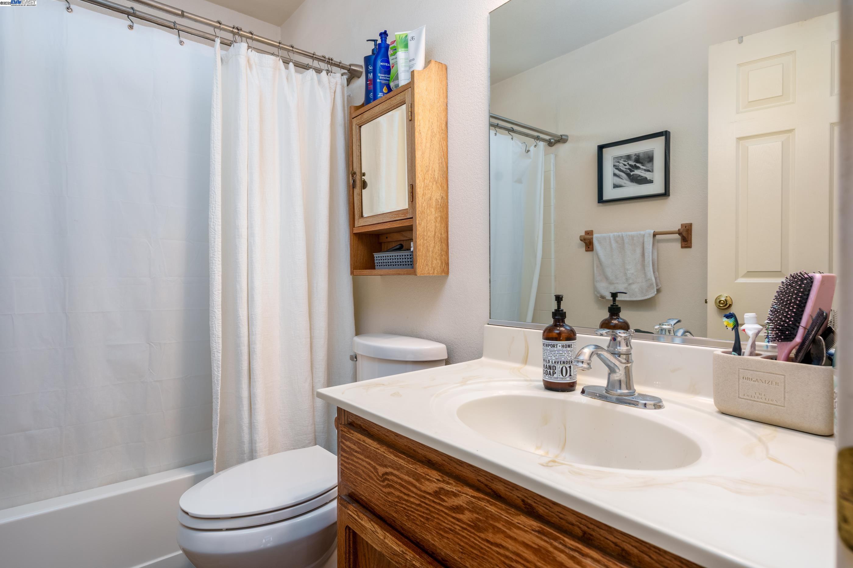 Detail Gallery Image 14 of 22 For 7691 Church #B,  Gilroy,  CA 95020 - 4 Beds | 3/1 Baths
