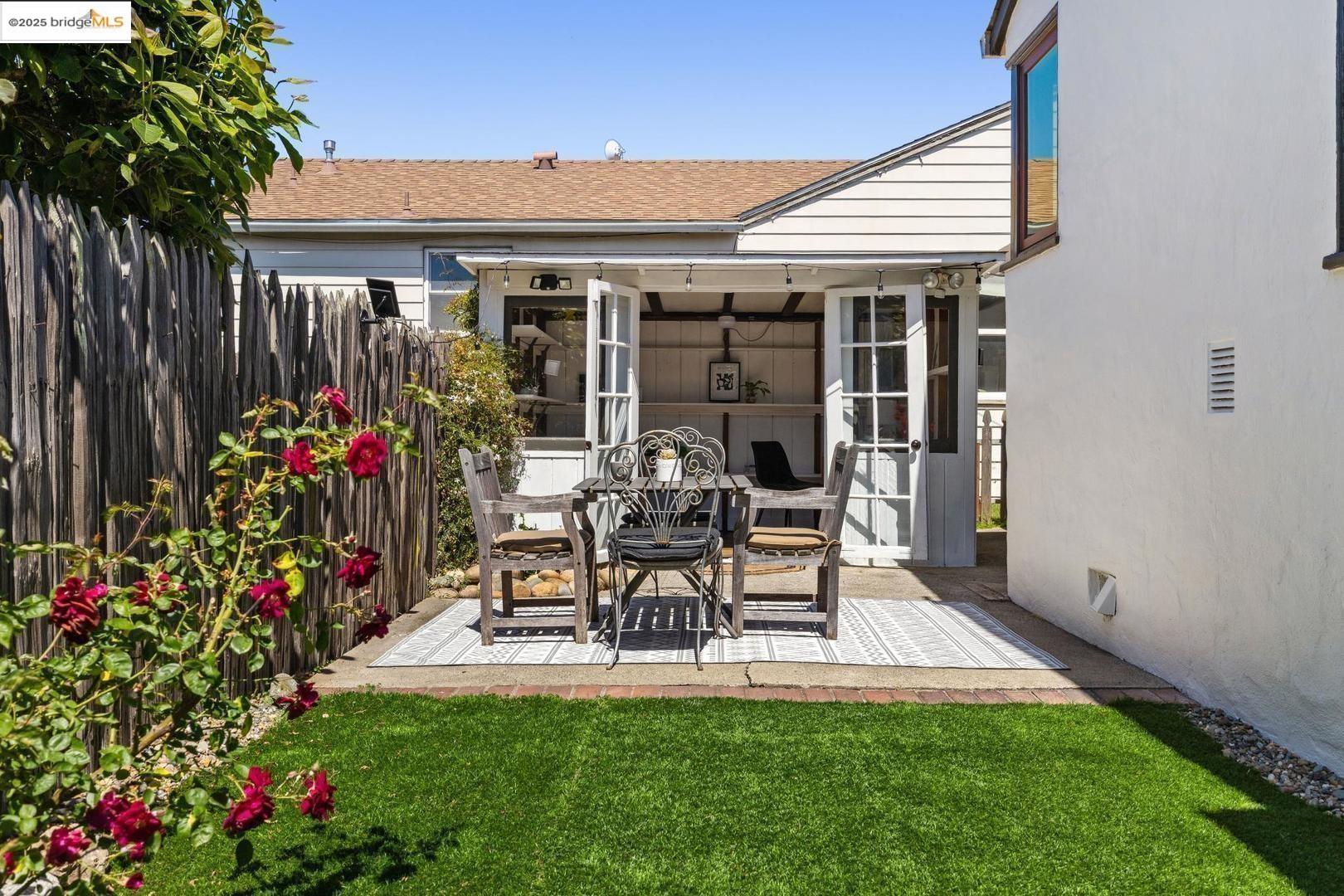 Detail Gallery Image 16 of 44 For 2838 Fillmore St, Alameda,  CA 94501 - 1 Beds | 1 Baths