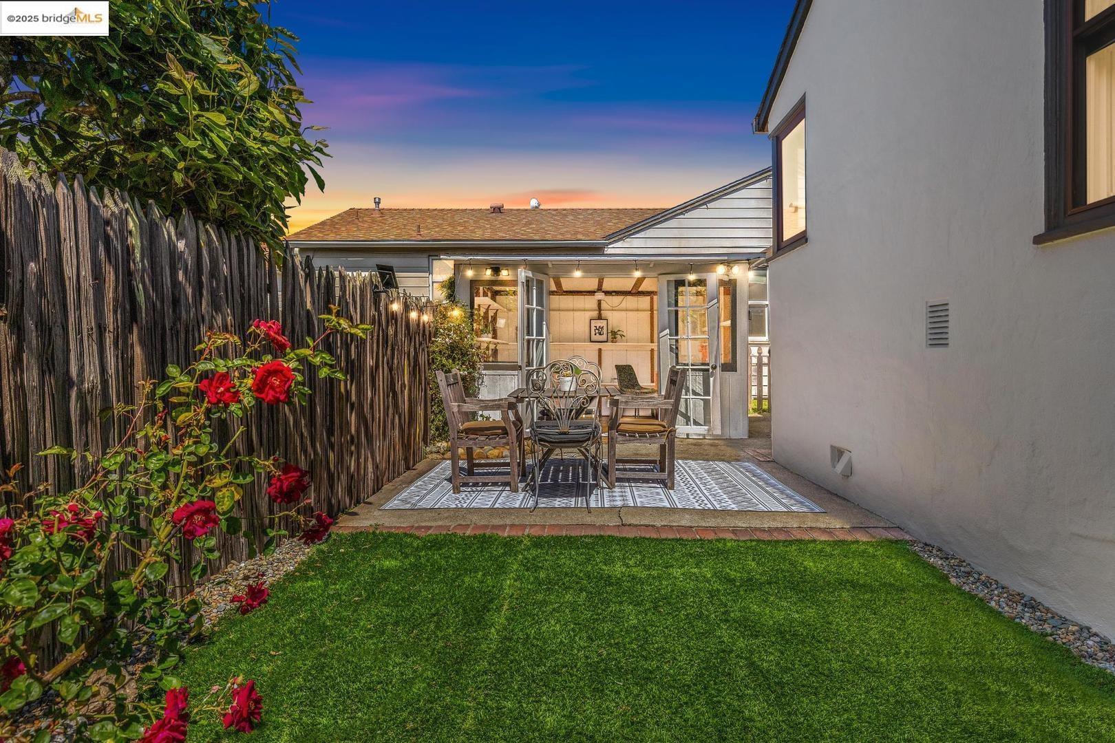 Detail Gallery Image 17 of 45 For 2838 Fillmore St, Alameda,  CA 94501 - 1 Beds | 1 Baths