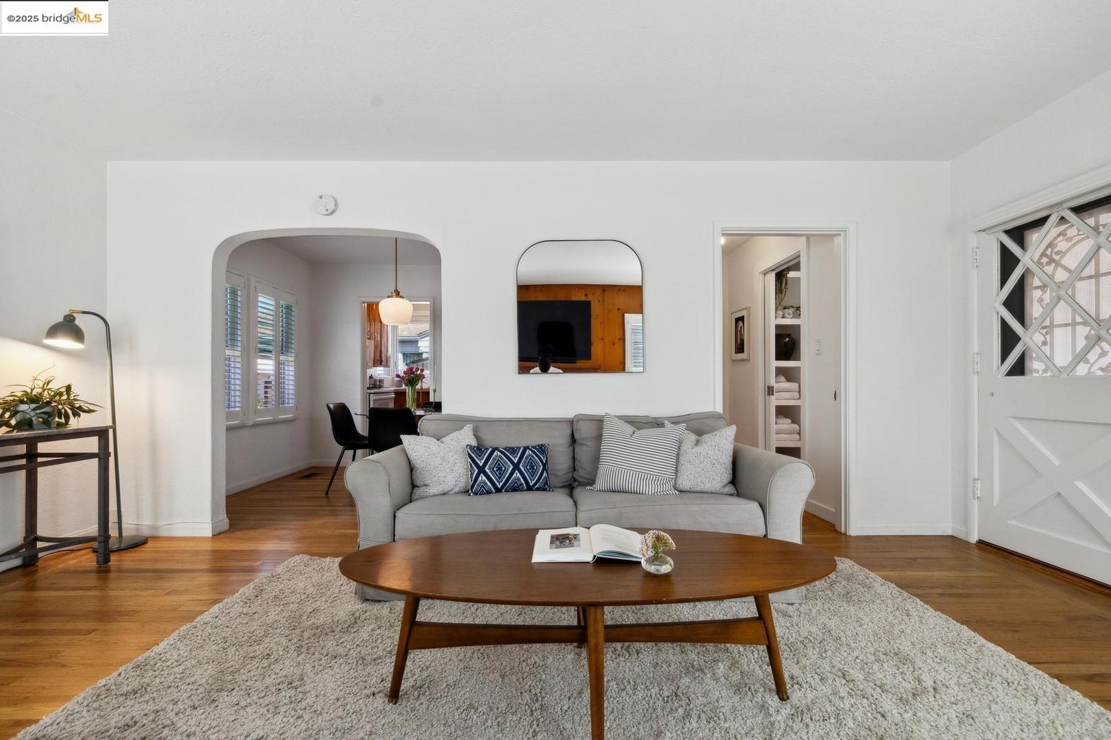 Detail Gallery Image 21 of 44 For 2838 Fillmore St, Alameda,  CA 94501 - 1 Beds | 1 Baths