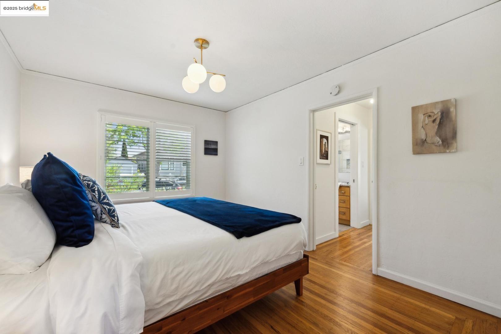 Detail Gallery Image 28 of 44 For 2838 Fillmore St, Alameda,  CA 94501 - 1 Beds | 1 Baths