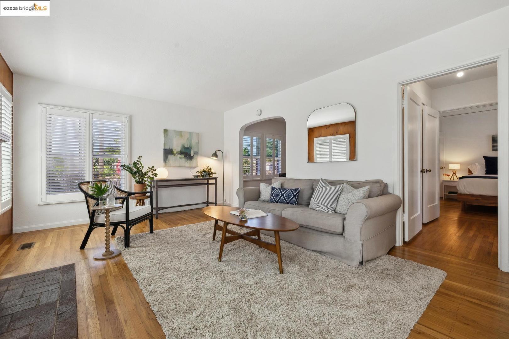 Detail Gallery Image 7 of 44 For 2838 Fillmore St, Alameda,  CA 94501 - 1 Beds | 1 Baths