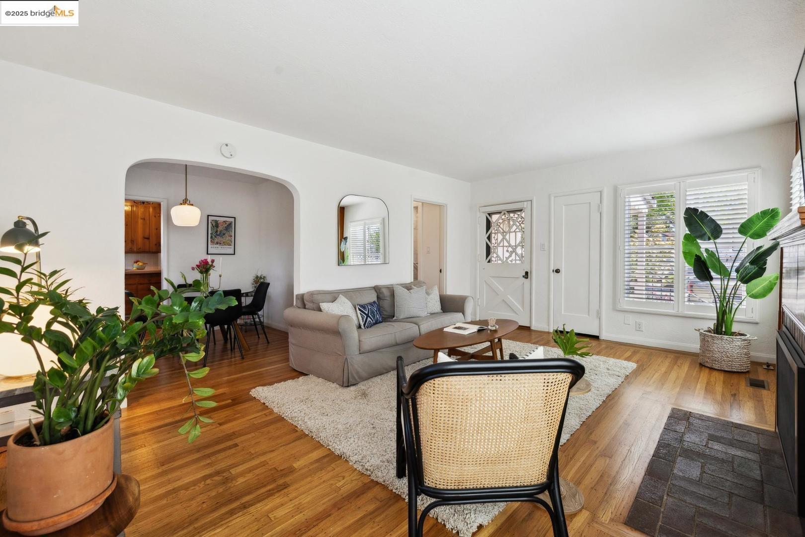 Detail Gallery Image 7 of 45 For 2838 Fillmore St, Alameda,  CA 94501 - 1 Beds | 1 Baths