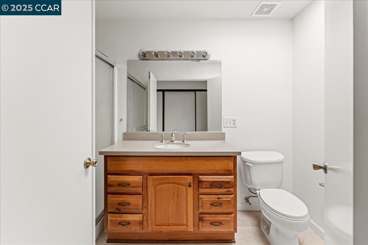 Detail Gallery Image 30 of 36 For 2121 Vale Rd #31,  San Pablo,  CA 94806 - 3 Beds | 3 Baths