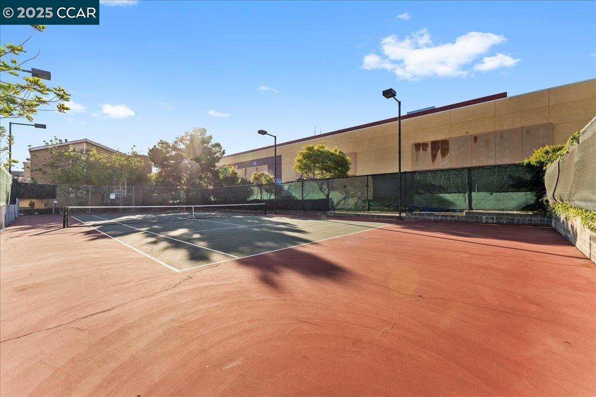 Detail Gallery Image 34 of 36 For 2121 Vale Rd #31,  San Pablo,  CA 94806 - 3 Beds | 3 Baths