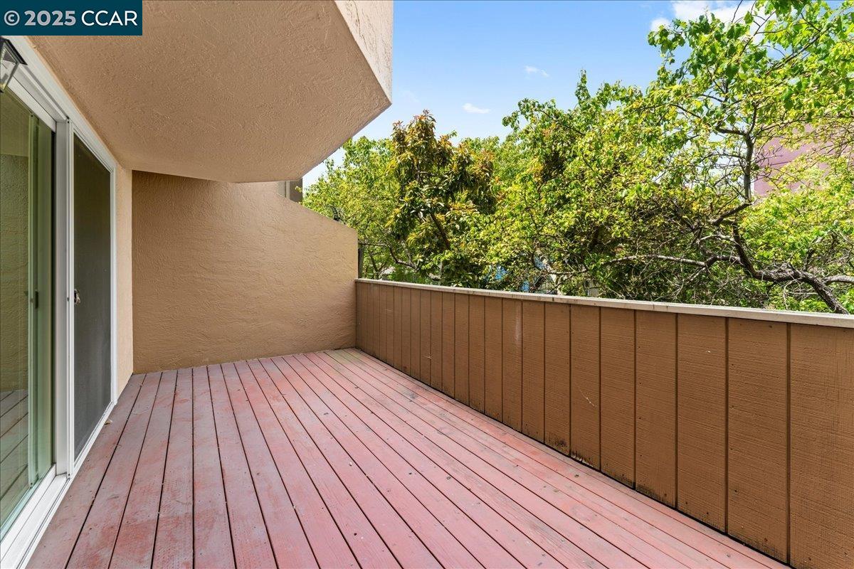 Detail Gallery Image 10 of 36 For 2121 Vale Rd #31,  San Pablo,  CA 94806 - 3 Beds | 3 Baths
