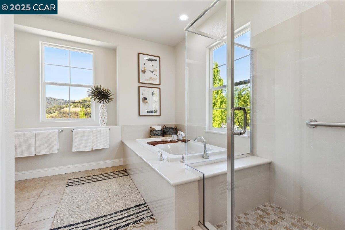 Detail Gallery Image 23 of 52 For 38 Citron Knoll, Orinda,  CA 94563 - 5 Beds | 3 Baths