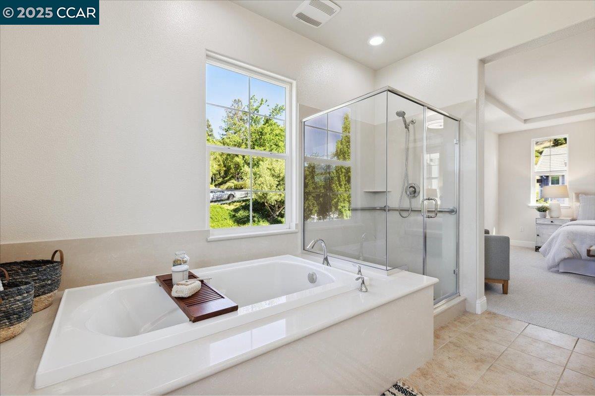 Detail Gallery Image 25 of 52 For 38 Citron Knoll, Orinda,  CA 94563 - 5 Beds | 3 Baths