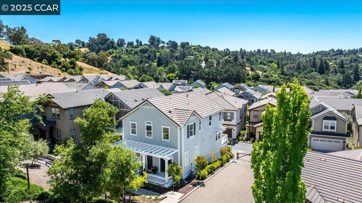 Detail Gallery Image 48 of 52 For 38 Citron Knoll, Orinda,  CA 94563 - 5 Beds | 3 Baths