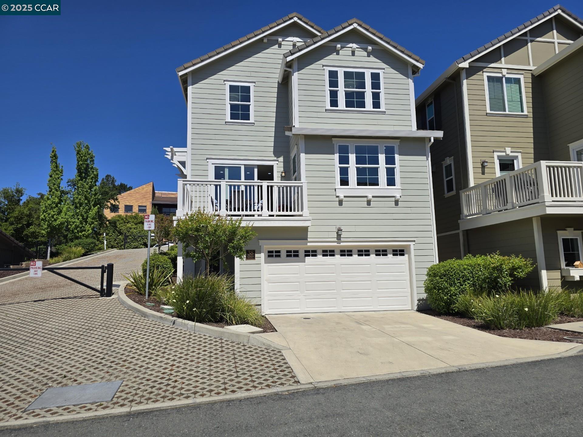Detail Gallery Image 49 of 52 For 38 Citron Knoll, Orinda,  CA 94563 - 5 Beds | 3 Baths