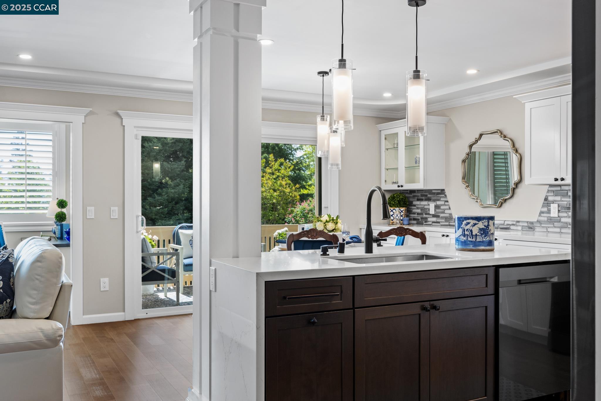 Detail Gallery Image 11 of 60 For 2925 Golden Rain Rd #12,  Walnut Creek,  CA 94595 - 2 Beds | 2 Baths