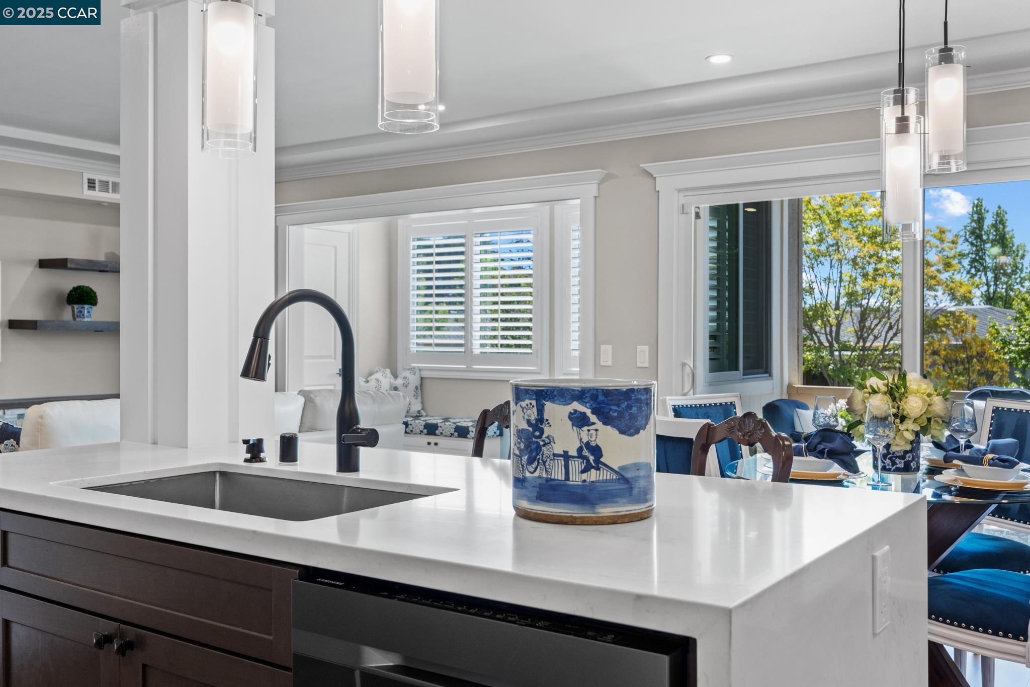 Detail Gallery Image 14 of 60 For 2925 Golden Rain Rd #12,  Walnut Creek,  CA 94595 - 2 Beds | 2 Baths