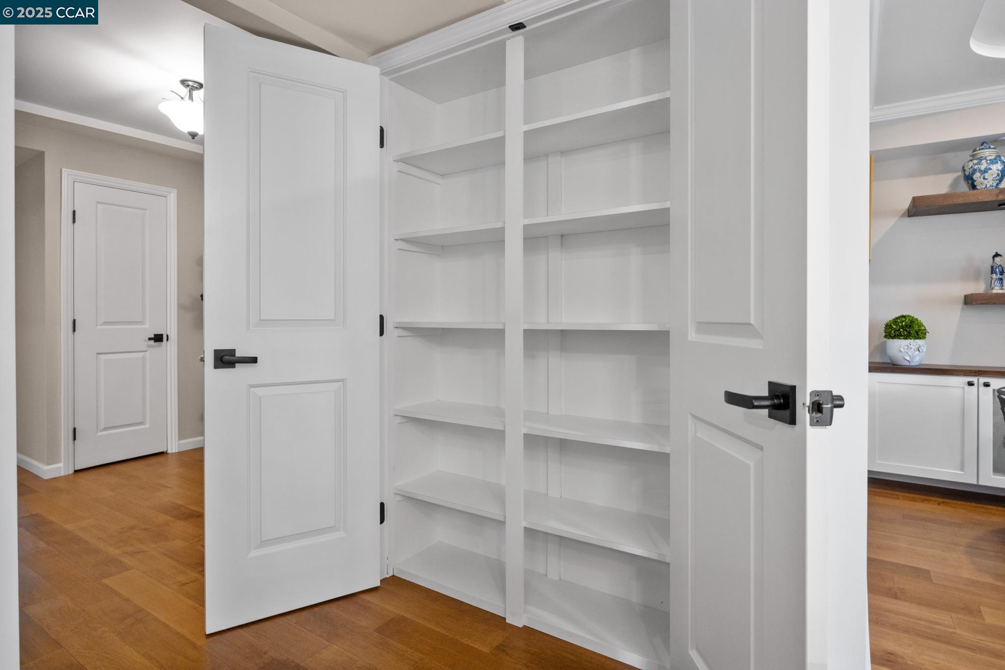 Detail Gallery Image 19 of 60 For 2925 Golden Rain Rd #12,  Walnut Creek,  CA 94595 - 2 Beds | 2 Baths