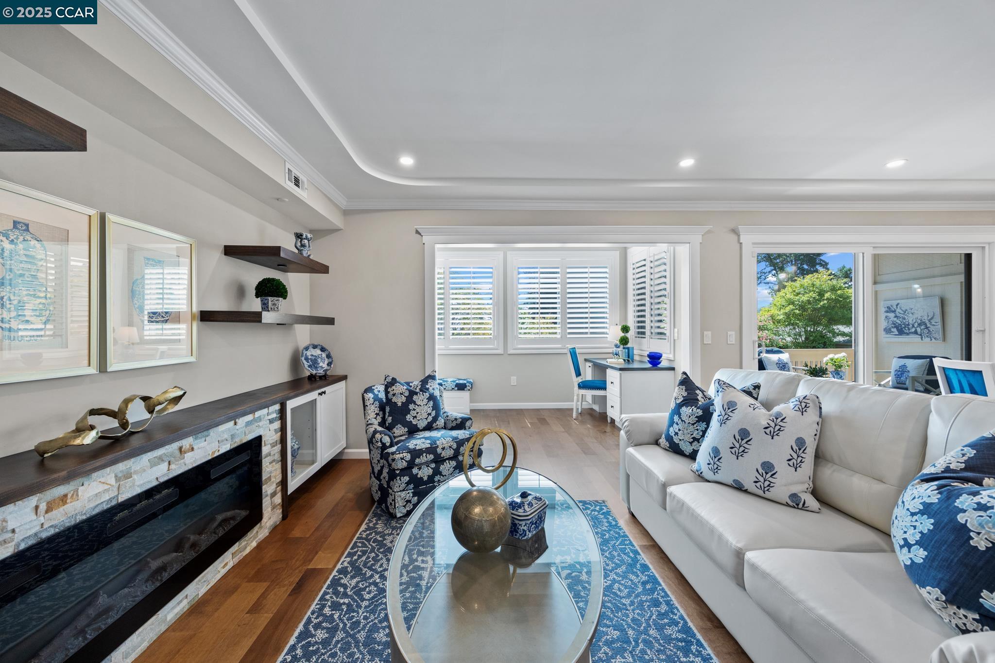 Detail Gallery Image 22 of 60 For 2925 Golden Rain Rd #12,  Walnut Creek,  CA 94595 - 2 Beds | 2 Baths