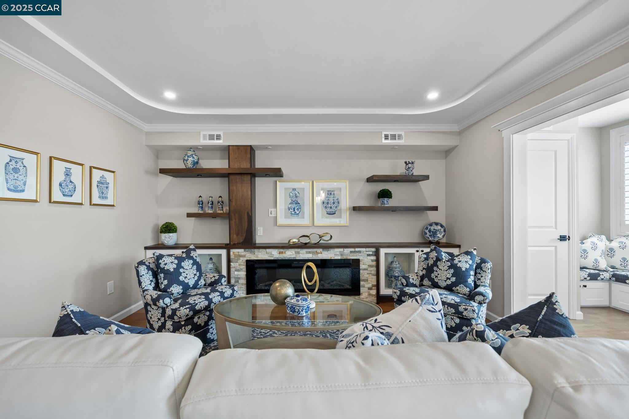 Detail Gallery Image 23 of 60 For 2925 Golden Rain Rd #12,  Walnut Creek,  CA 94595 - 2 Beds | 2 Baths